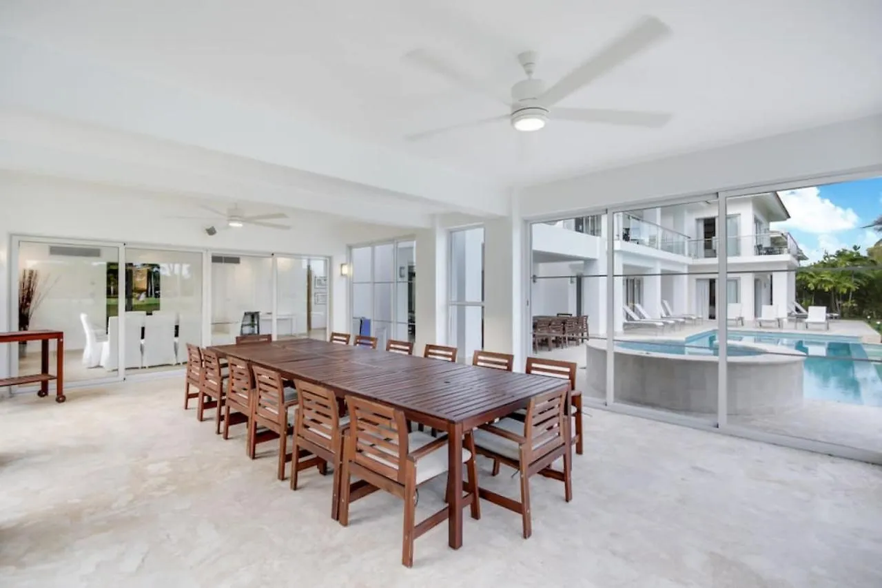 Villa Cocotal Mansion Chef Butler Maids 2 Pools Jacuzzi Gym Vila Punta Cana