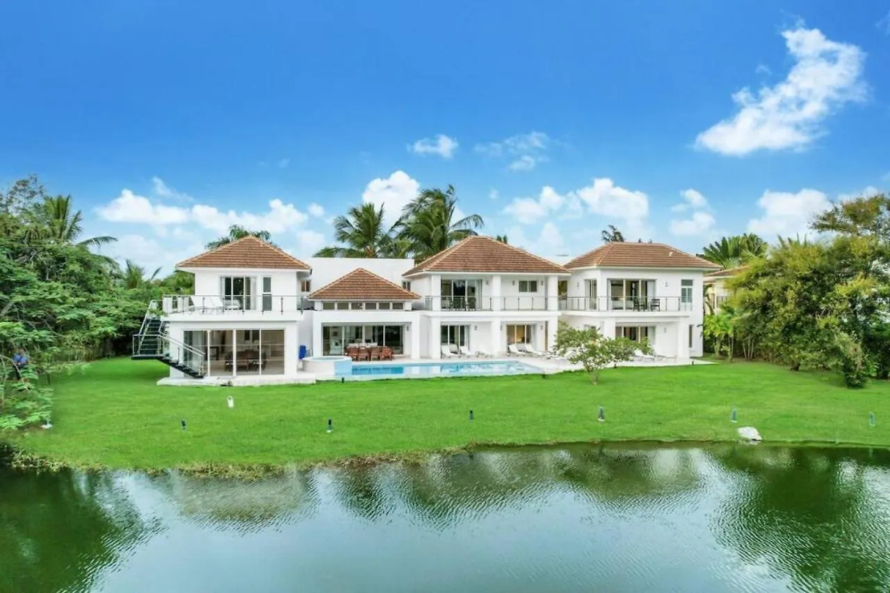 Villa Cocotal Mansion Chef Butler Maids 2 Pools Jacuzzi Gym Vila Punta Cana